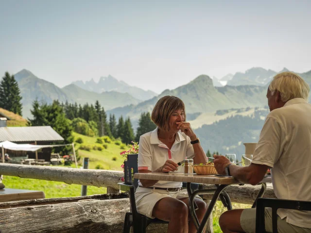 Lesgets24 Seniors Light Lucasstanus 111