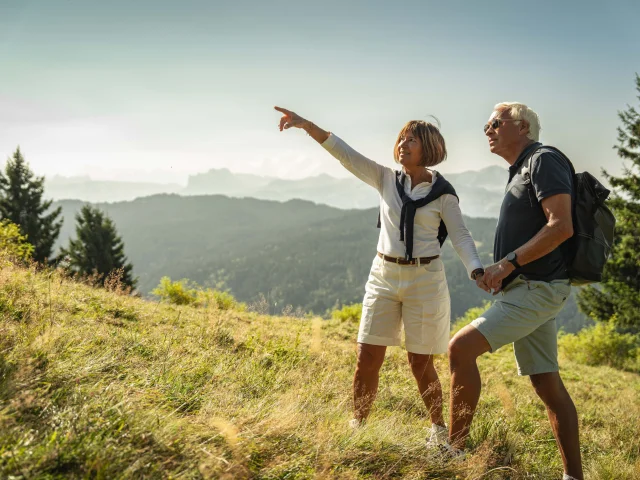 Lesgets24 Seniors Light Lucasstanus 57